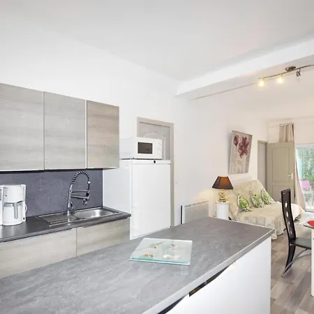 1 Bedroom Awesome In Holiday home Sorede